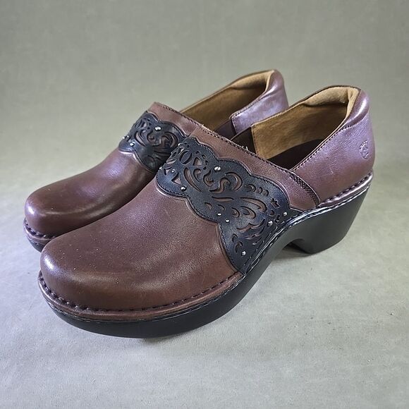 Ariat Shoes - Ariat Shoes Womens Size 10B Leather Slip On Comfort Clog Floral 20838